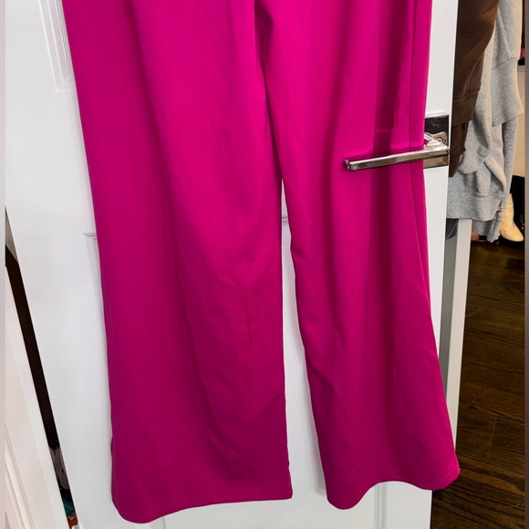 Hot pink tank top jumpsuit  new with tags size medium, zipper - Picture 3 of 5